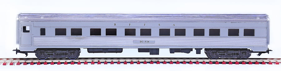 2503 STREAMLINED SLEEPER CAR RFFSA